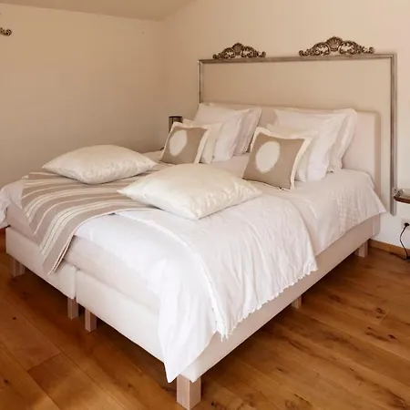 Hof Van Vervoering Bed & Breakfast 4*